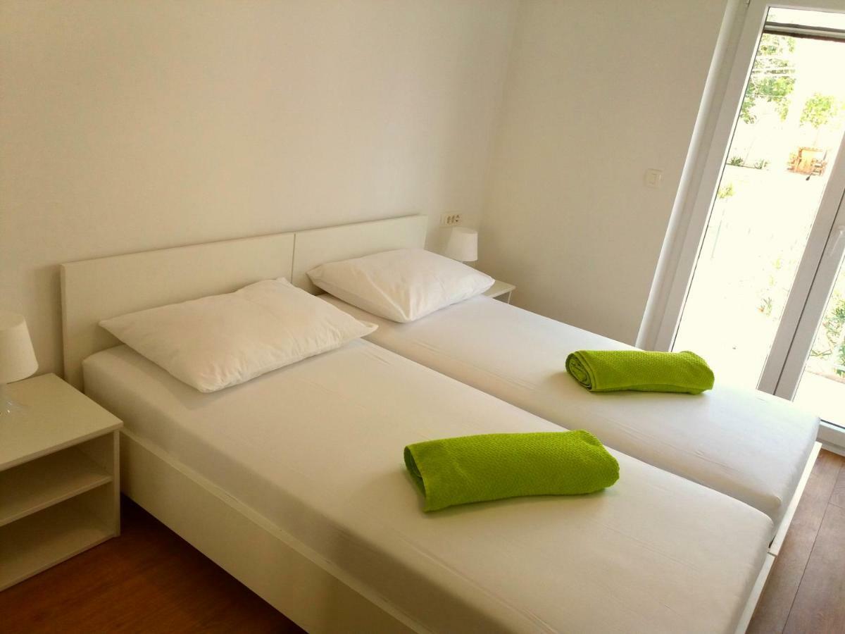 Apartments Mestrovic 洛帕 外观 照片